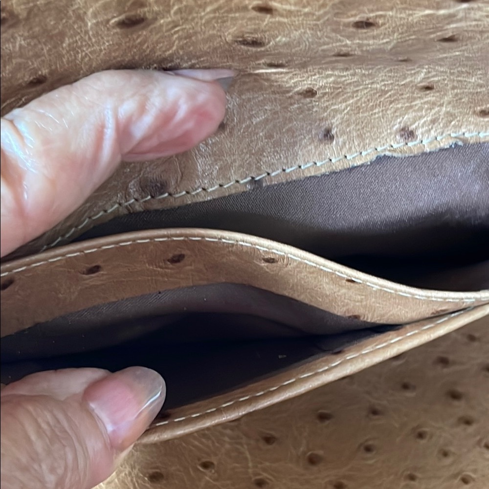 Dooney & Bourke Ostrich Print Tan Leather Wallet - Picture 5 of 9